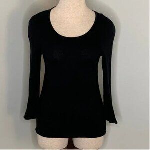 Peruvian Connection Women's Black Long Sleeve Scoop Neck Minimalist Top Small